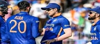 గెలవాల్సిన మ్యాచ్లో ఓటమి.. ఫైర్ అవుతున్న ఫ్యాన్స్?